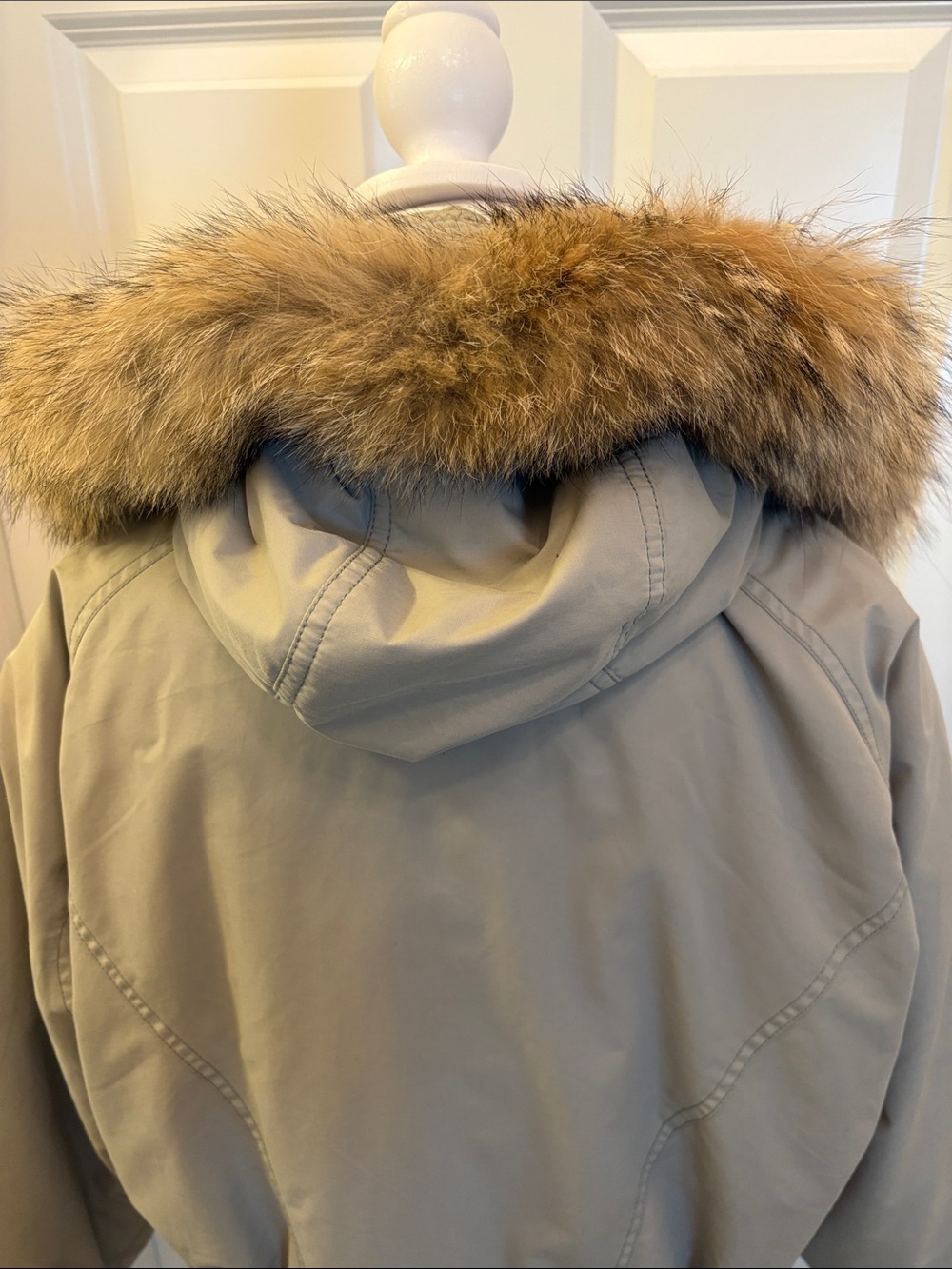 Women’s Bomber Jacket 14 Coyote Fur Hood - Picture 6 of 16
